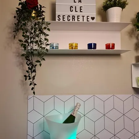 招待所 L Evasion Secrete *