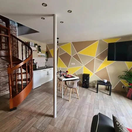 L Evasion Secrete 招待所